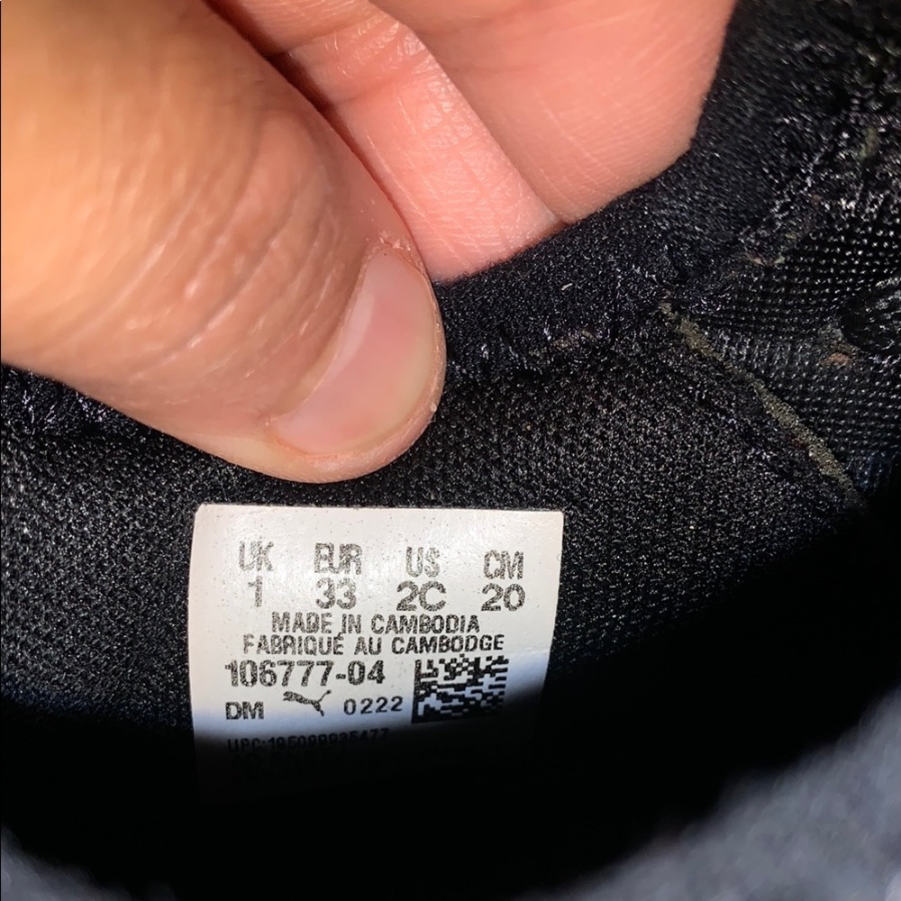 Puma FUTURE Black Cleats with White Logo - Picture 7 of 8